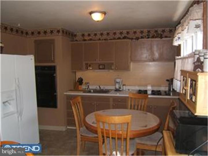 3225 Morning Glory Road Philadelphia, PA 19154 - Photo 4 of 7
