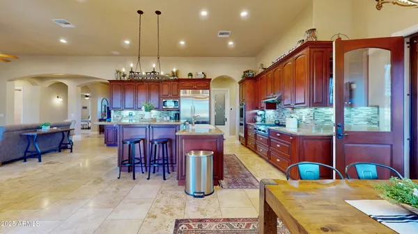 $849,900 | 3400 West Lynx Lane, Benson, AZ 85602