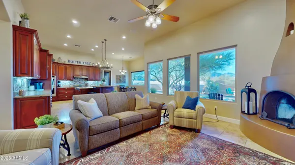 $815,000 | 3400 West Lynx Lane, Benson, AZ 85602