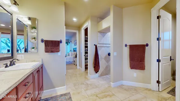 $815,000 | 3400 West Lynx Lane, Benson, AZ 85602