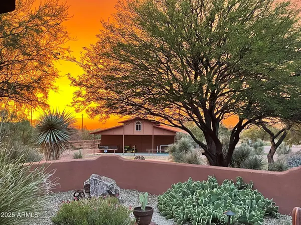 $815,000 | 3400 West Lynx Lane, Benson, AZ 85602