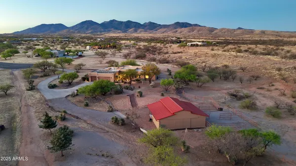 $849,900 | 3400 West Lynx Lane, Benson, AZ 85602
