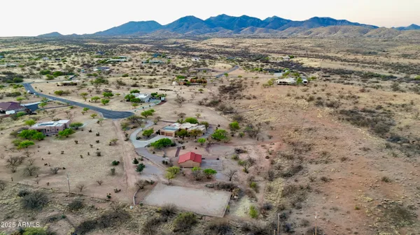$849,900 | 3400 West Lynx Lane, Benson, AZ 85602