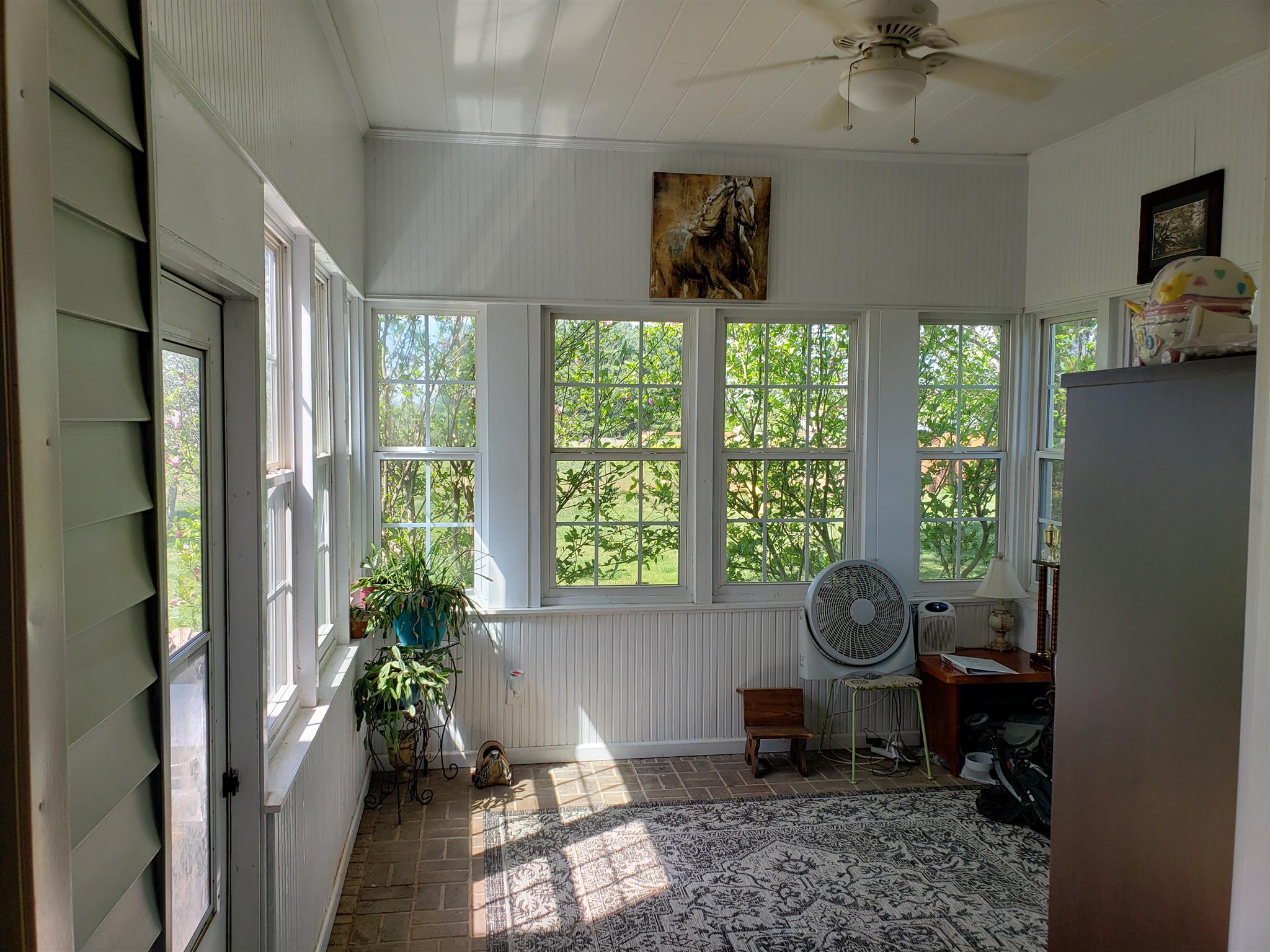 2436 Morrison Viola Road Morrison, TN 37357 - Photo 12 of 28 a living room with furniture and a large window