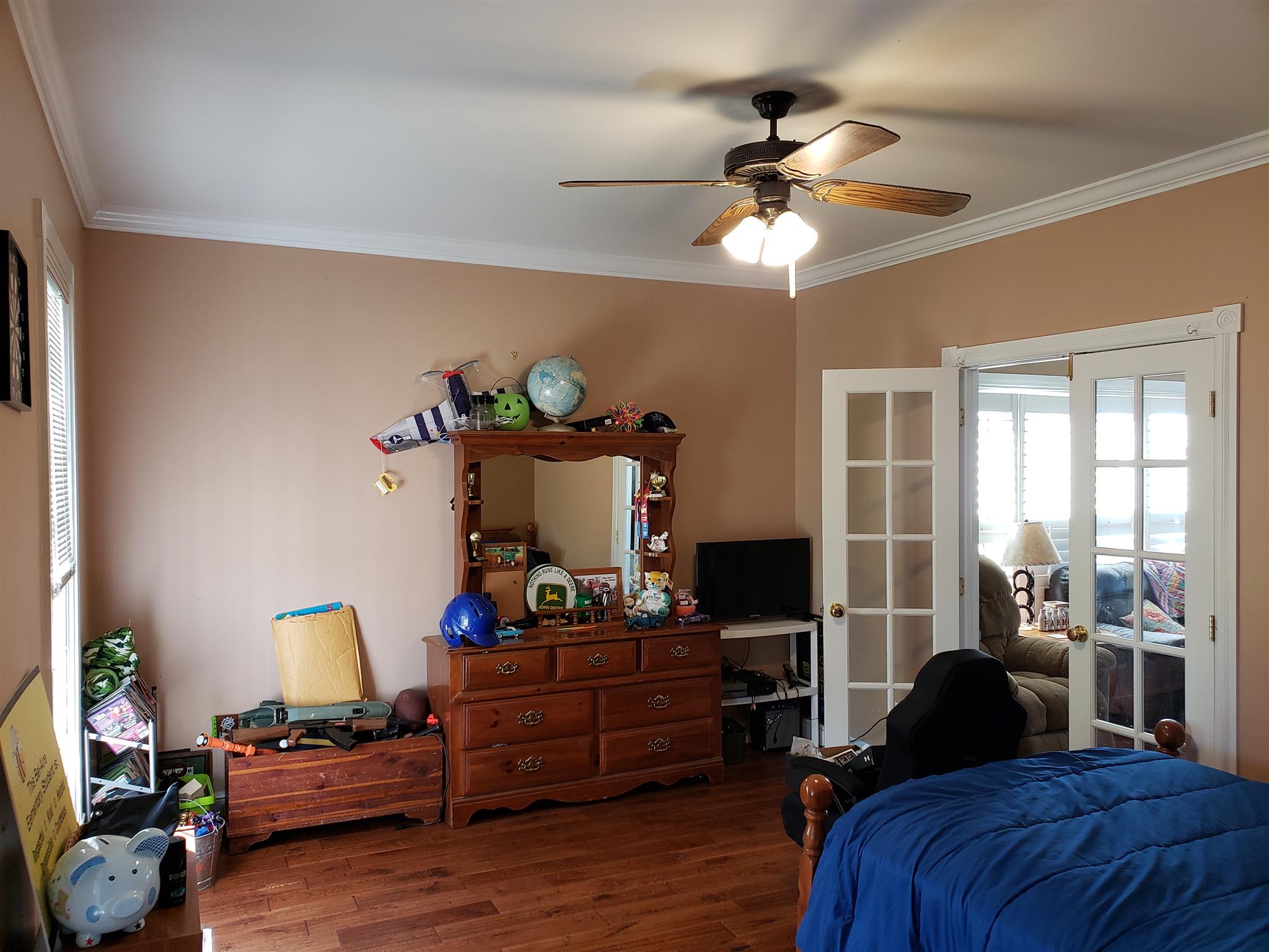2436 Morrison Viola Road Morrison, TN 37357 - Photo 14 of 28 a bedroom with furniture and a window