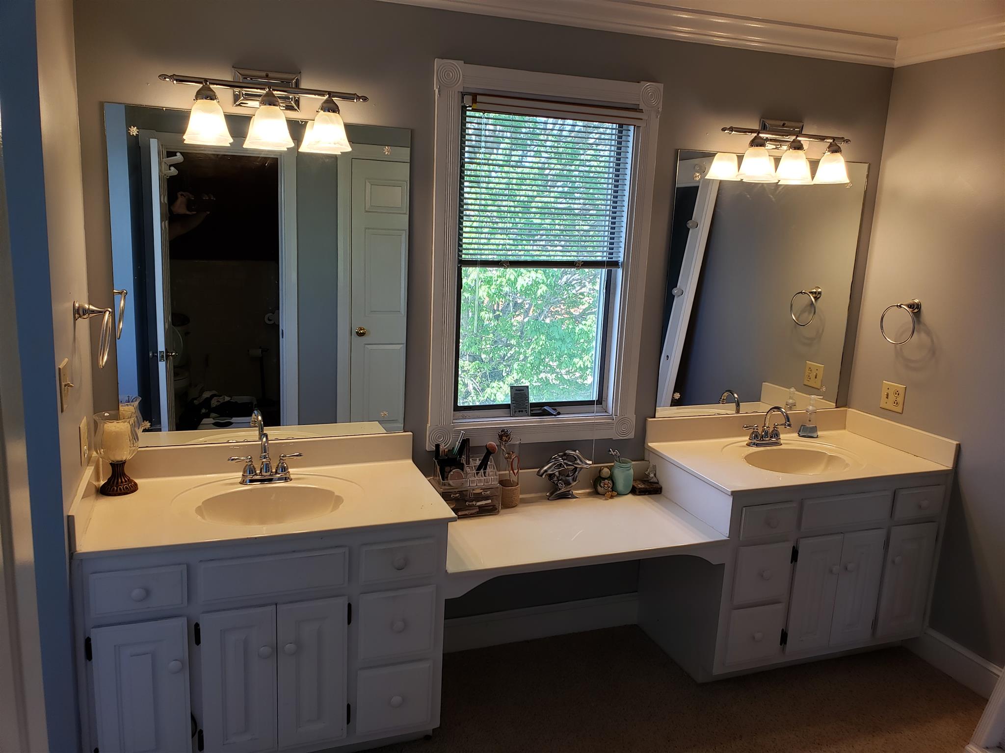 2436 Morrison Viola Road Morrison, TN 37357 - Photo 17 of 28 a bathroom with a sink double vanity and a mirror