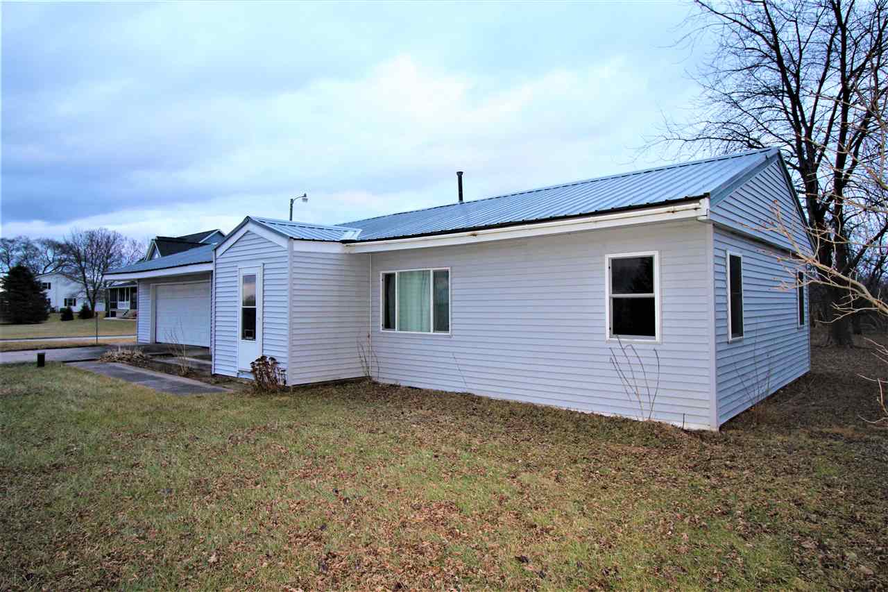3135 115th Street Riverside, IA 52327 - Photo 3 of 18 Gallery Image 3