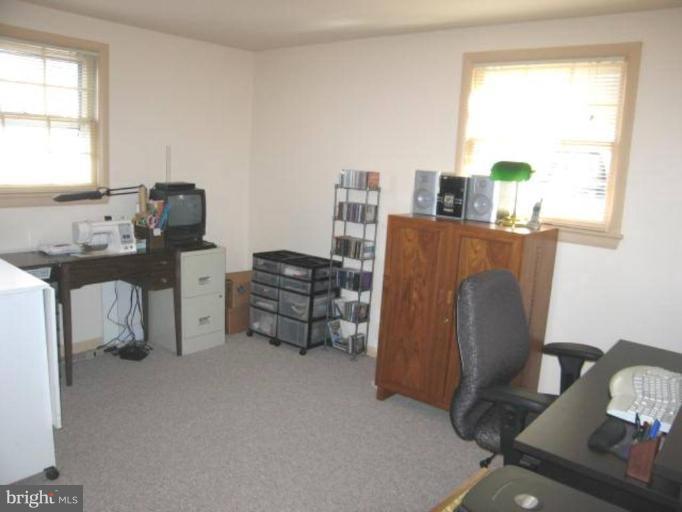 7804 Hayfield Road Alexandria, VA 22315 - Photo 20 of 30 Bedroom #4