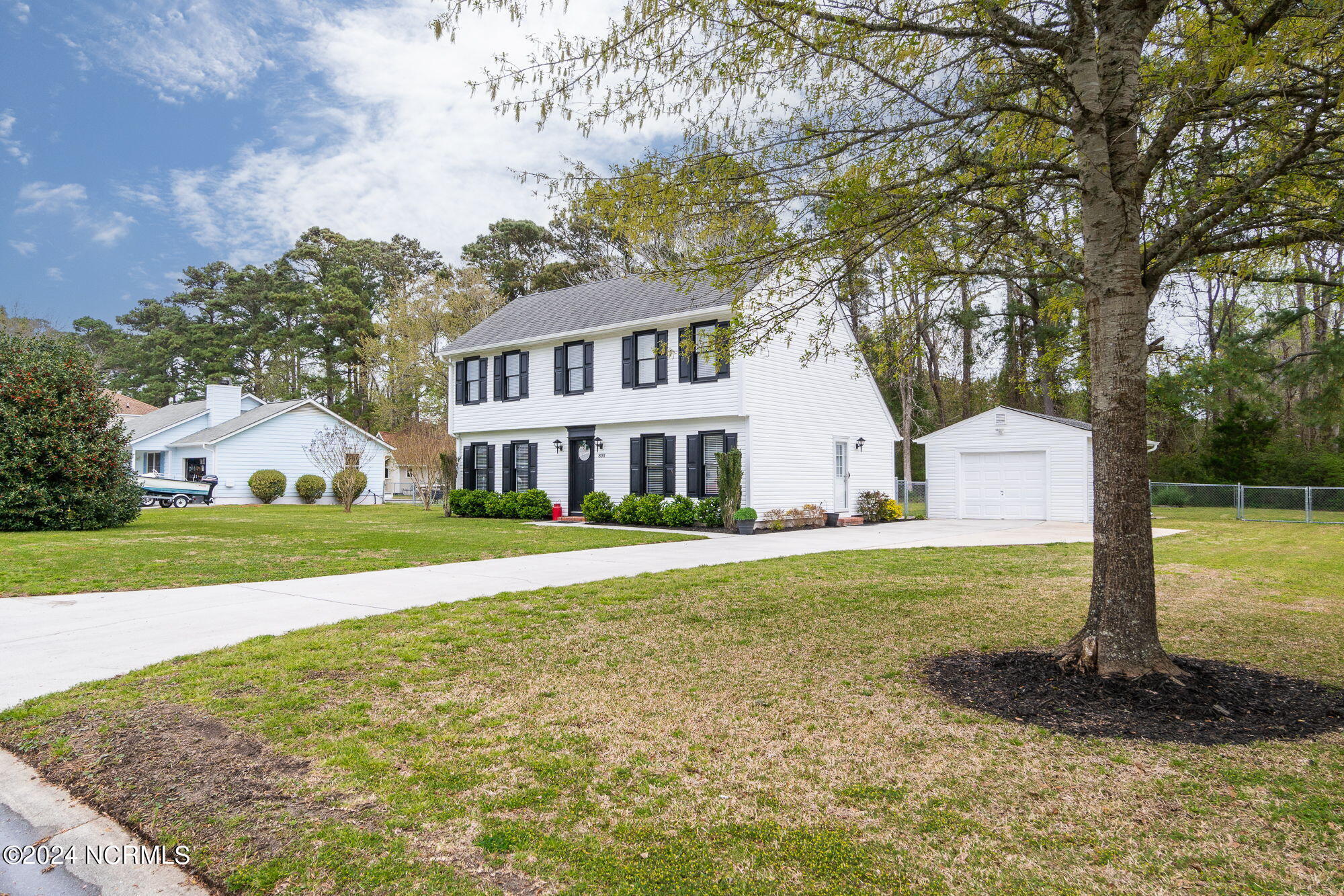 800 Barbour Road Morehead City, NC 28557 - Photo 3 of 36 1-web-or-mls-800-barbour-rd-1