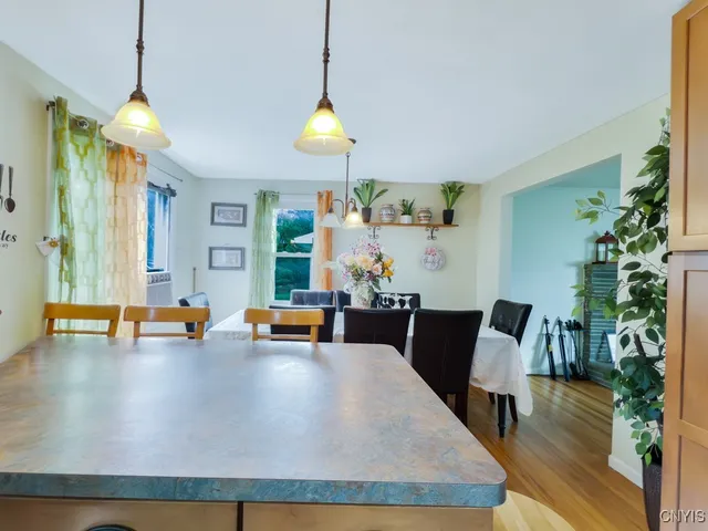 $399,900 | 7189 Coventry Road North, Manlius, NY 13057