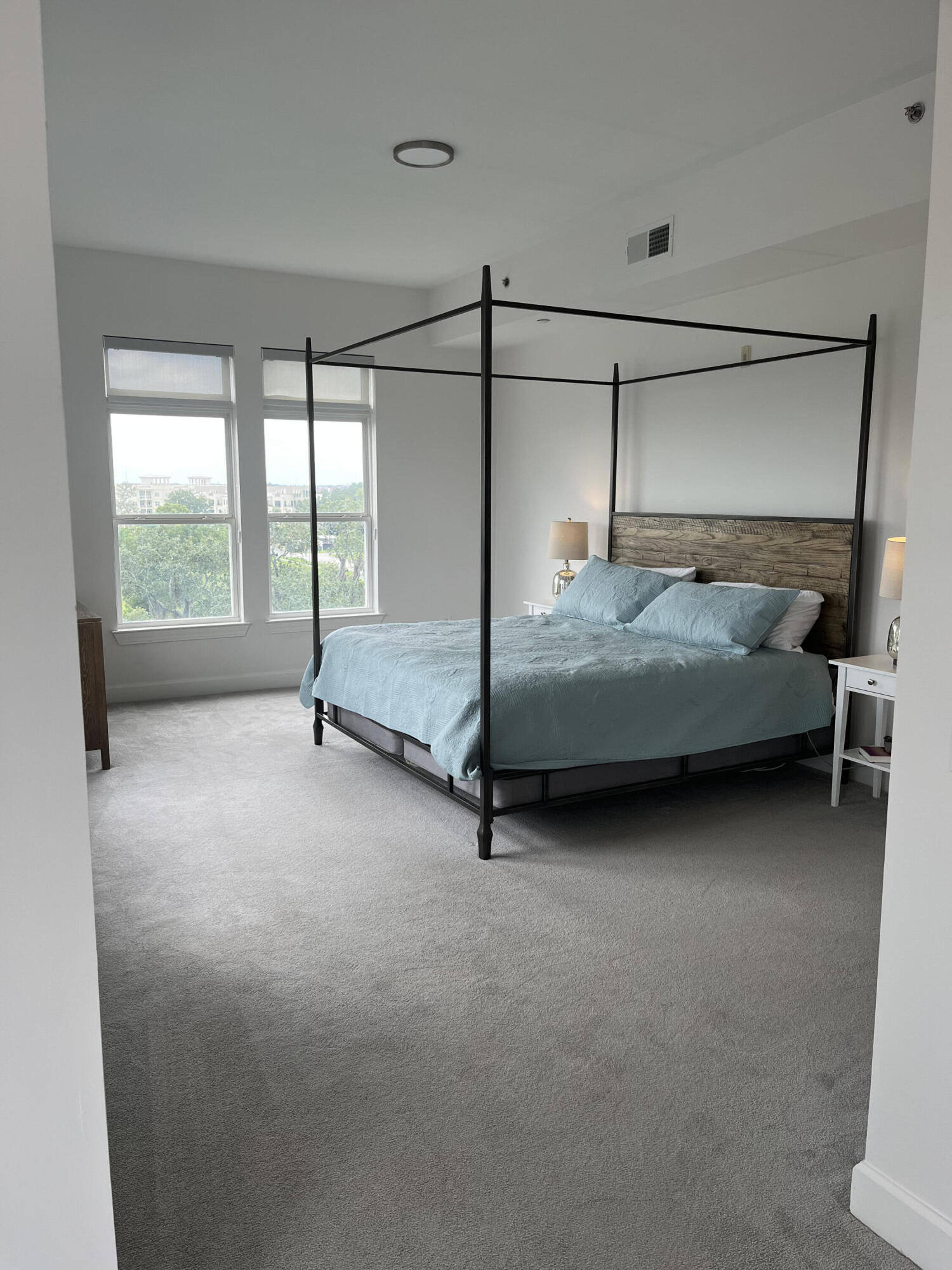 145 Pier View Street, Unit 405 Charleston, SC 29492 - Photo 7 of 18 MASTER BEDROOM
