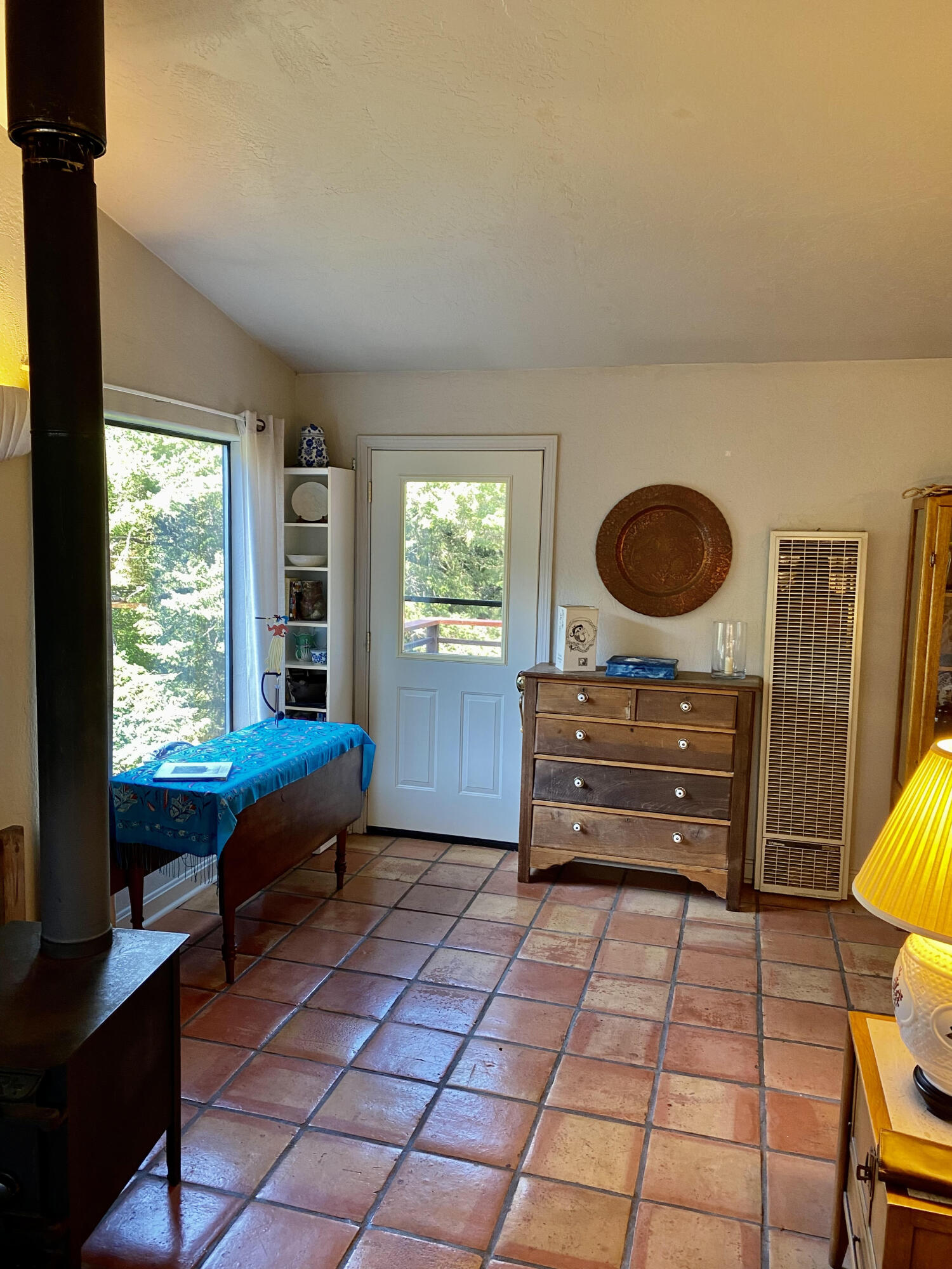 185 Humboldt Loop Whitethorn, CA 95589 - Photo 10 of 21
