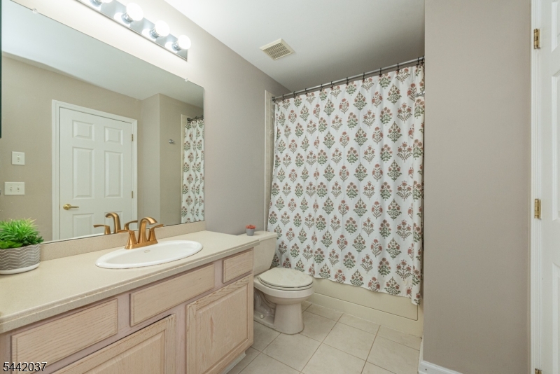 92 Carter Road Wanaque, NJ 07420 - Photo 16 of 22