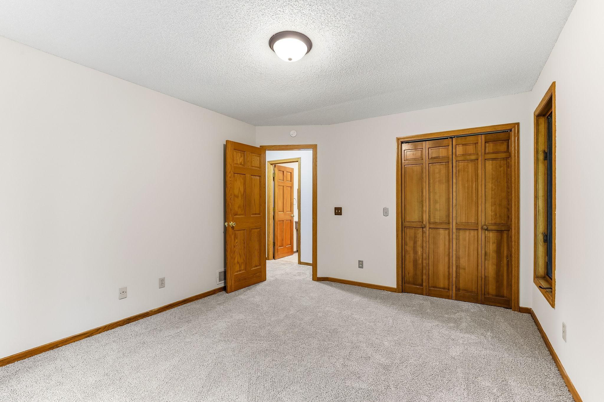4211 Redding Ridge Drive Minnetonka, MN 55345 - Photo 26 of 46