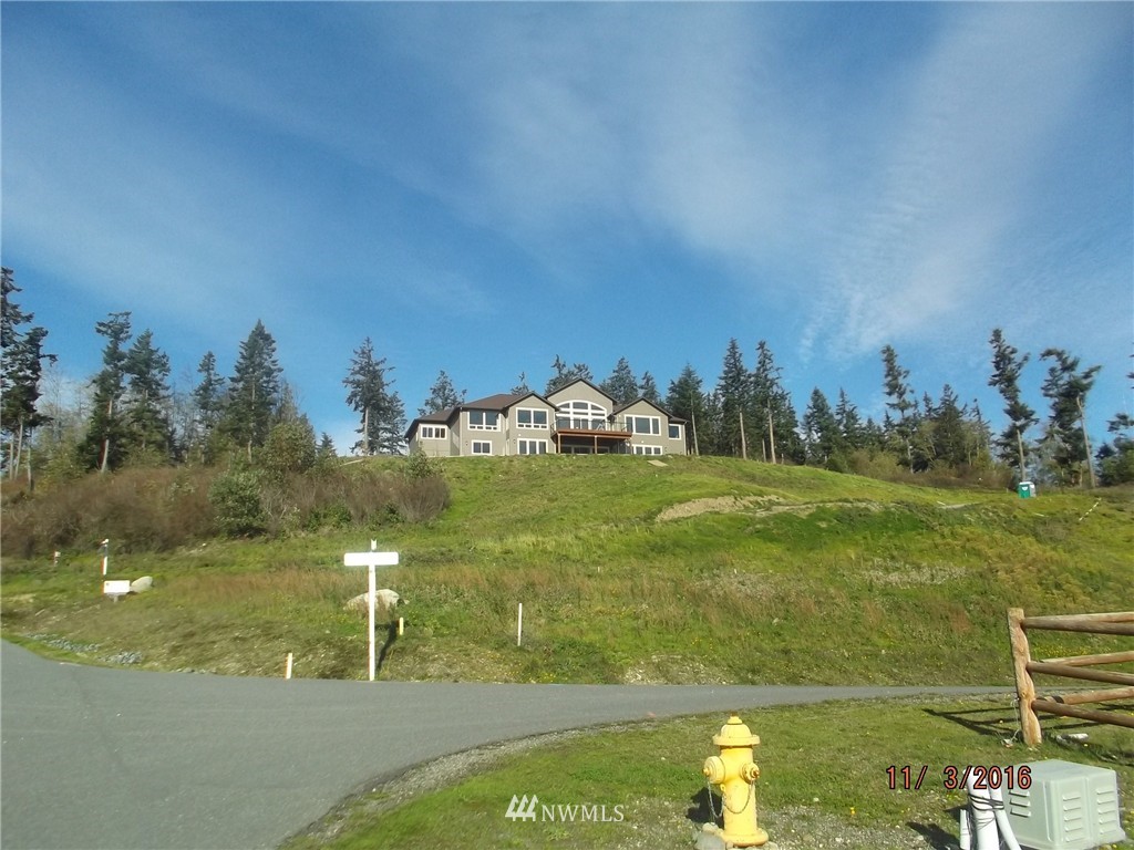 2060 Chinook Ridge Lane Oak Harbor, WA 98277 - Photo 1 of 25