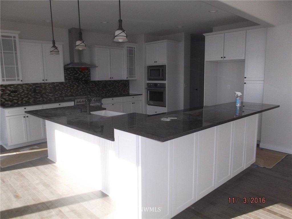 2060 Chinook Ridge Lane Oak Harbor, WA 98277 - Photo 12 of 25