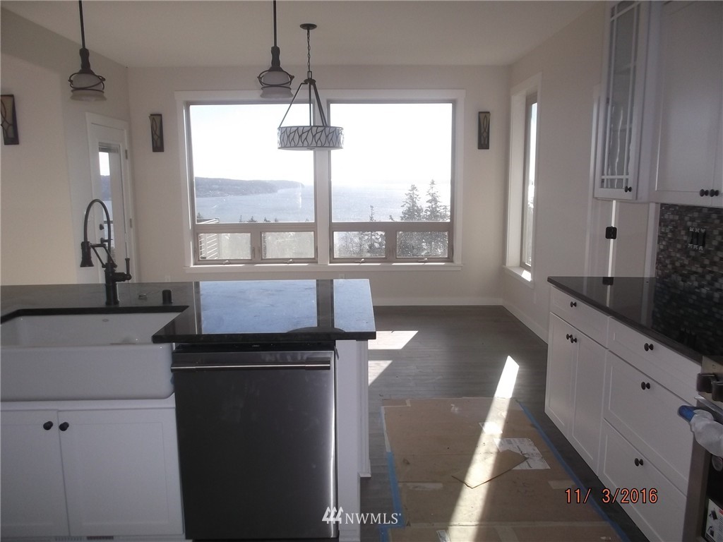 2060 Chinook Ridge Lane Oak Harbor, WA 98277 - Photo 13 of 25