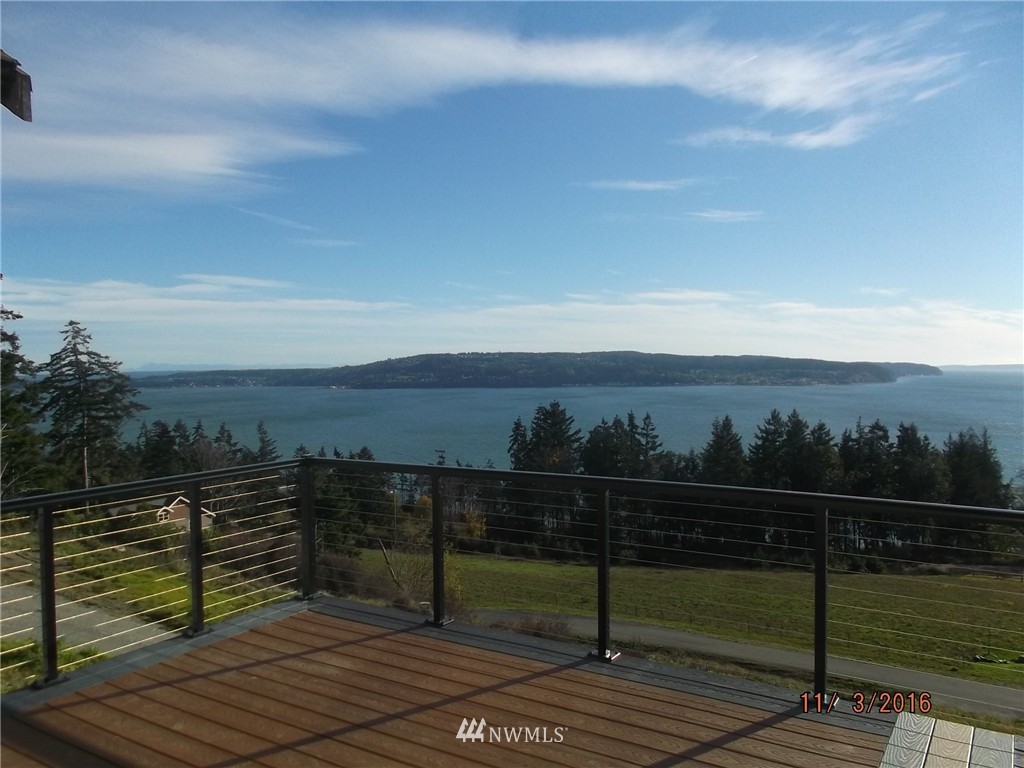 2060 Chinook Ridge Lane Oak Harbor, WA 98277 - Photo 5 of 25