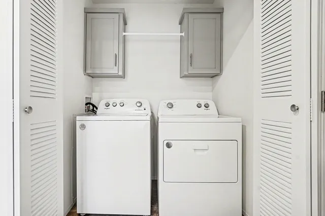 $137,900 | 1283 East Ellis Road, Unit 14, Norton Shores, MI 49441