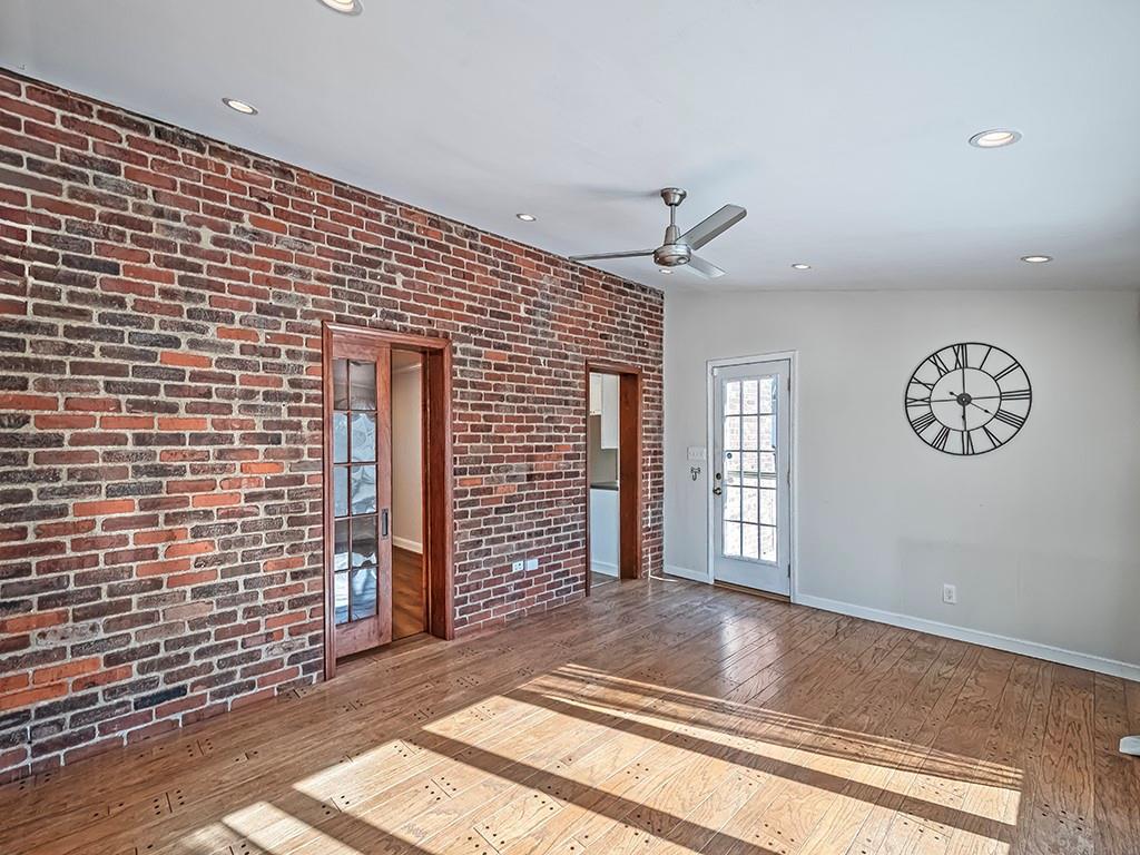 330 Hazel Drive Pittsburgh, PA 15228 - Photo 13 of 23