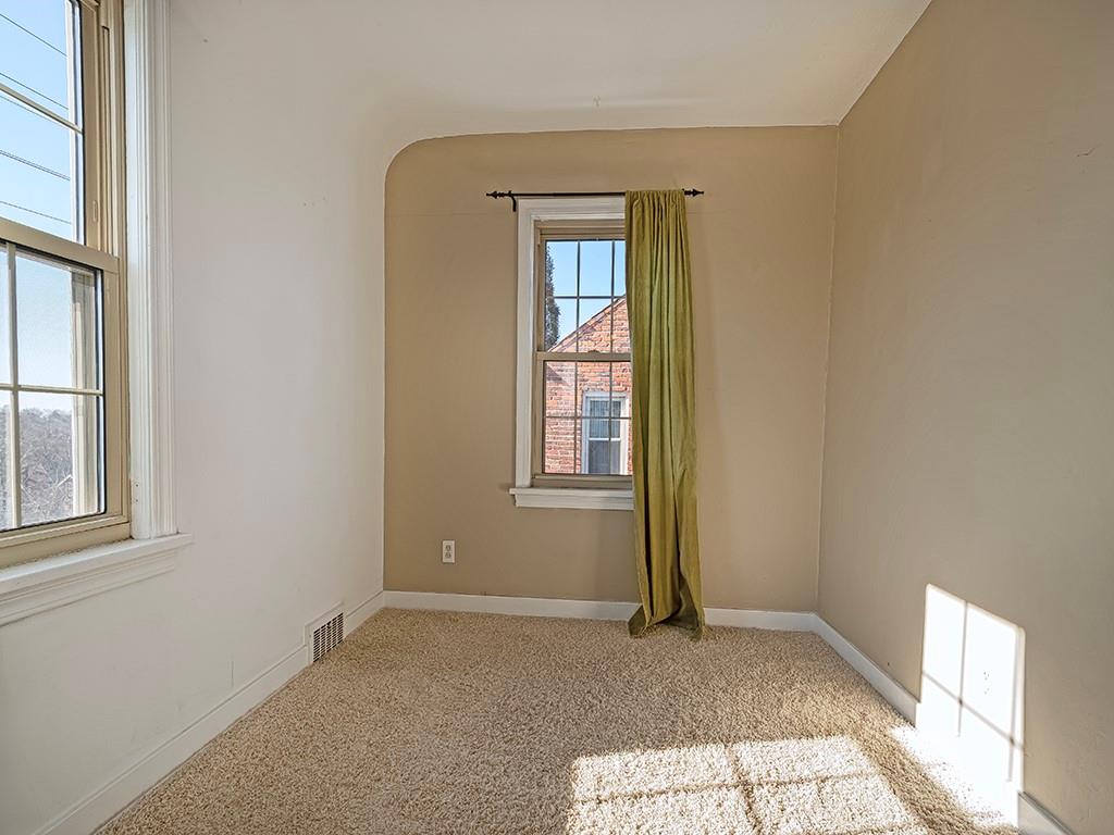 330 Hazel Drive Pittsburgh, PA 15228 - Photo 20 of 23