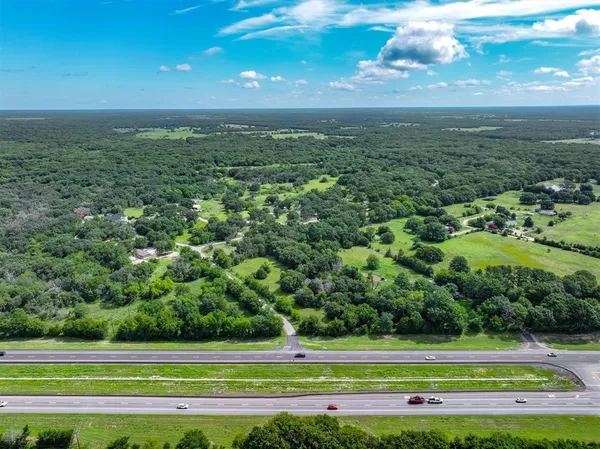 $500,000 | 15581 East E Highway, Kemp, TX 75143