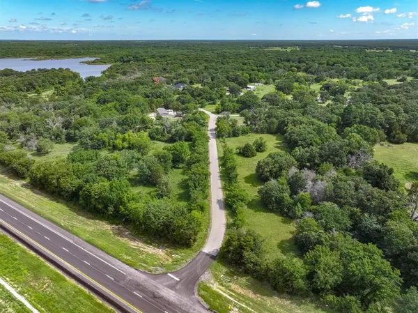 $500,000 | 15581 East E Highway, Kemp, TX 75143