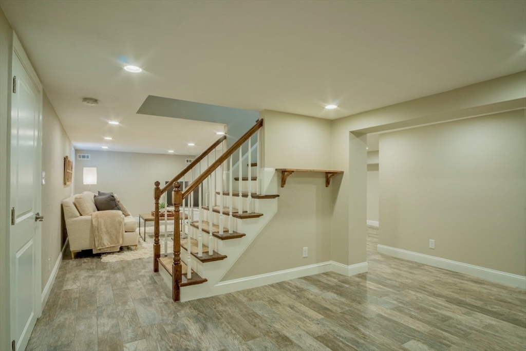 3 Elliot Road Lynnfield, MA 01940 - Photo 29 of 42 a view of an entryway