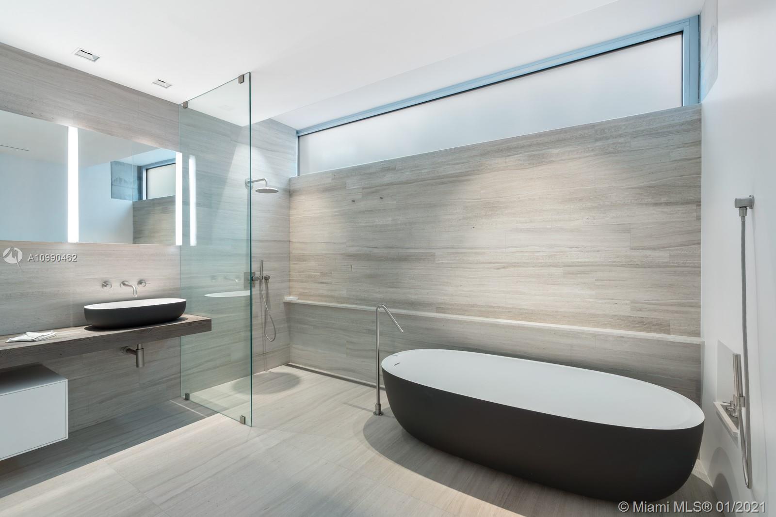 7709 Atlantic Way Miami Beach, FL 33141 - Photo 24 of 38