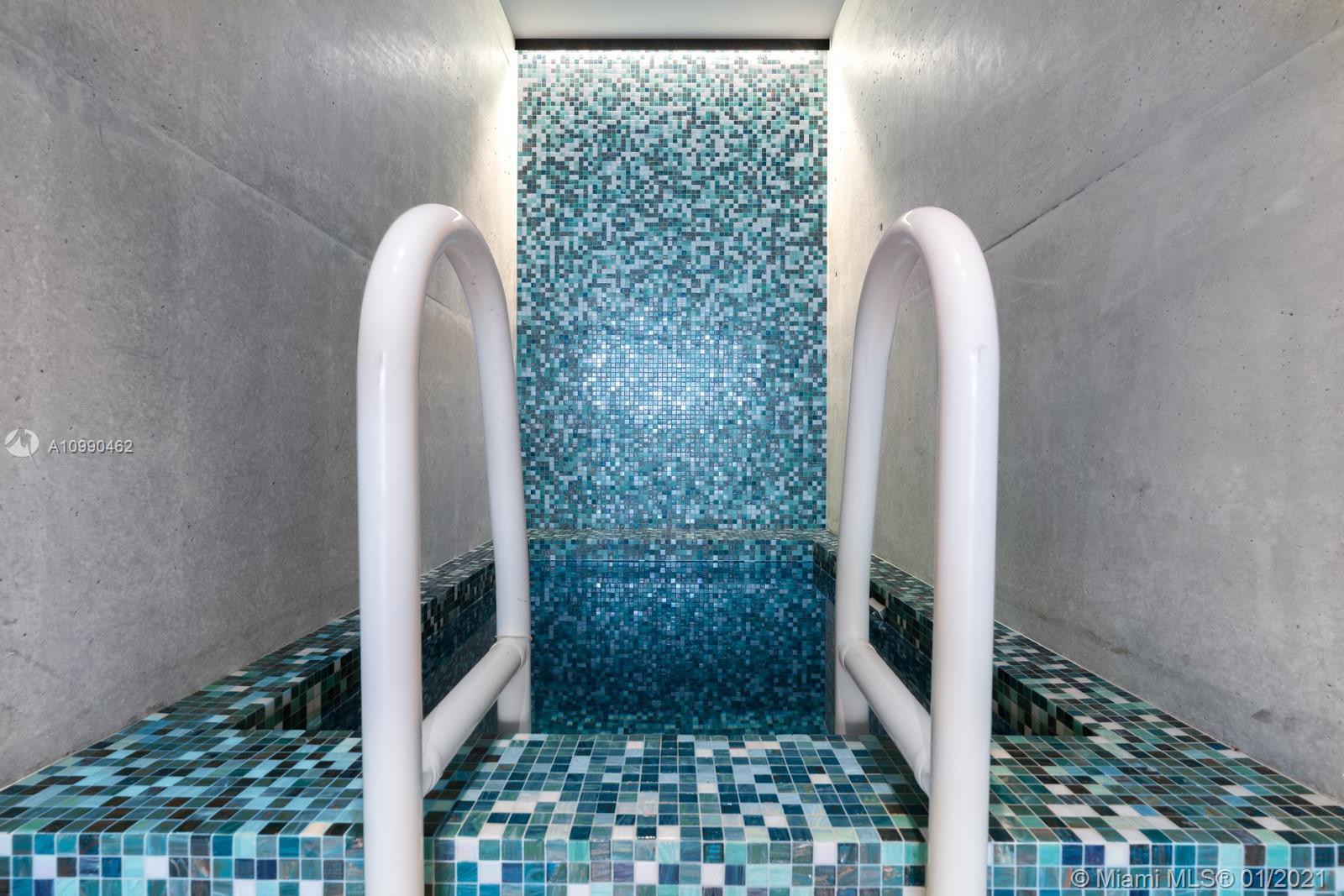 7709 Atlantic Way Miami Beach, FL 33141 - Photo 28 of 38