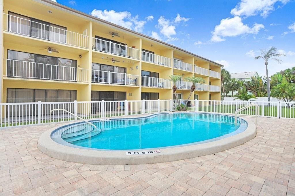 314 Windrush Boulevard, Unit 12 Indian Rocks Beach, FL 33785 - Photo 32 of 39