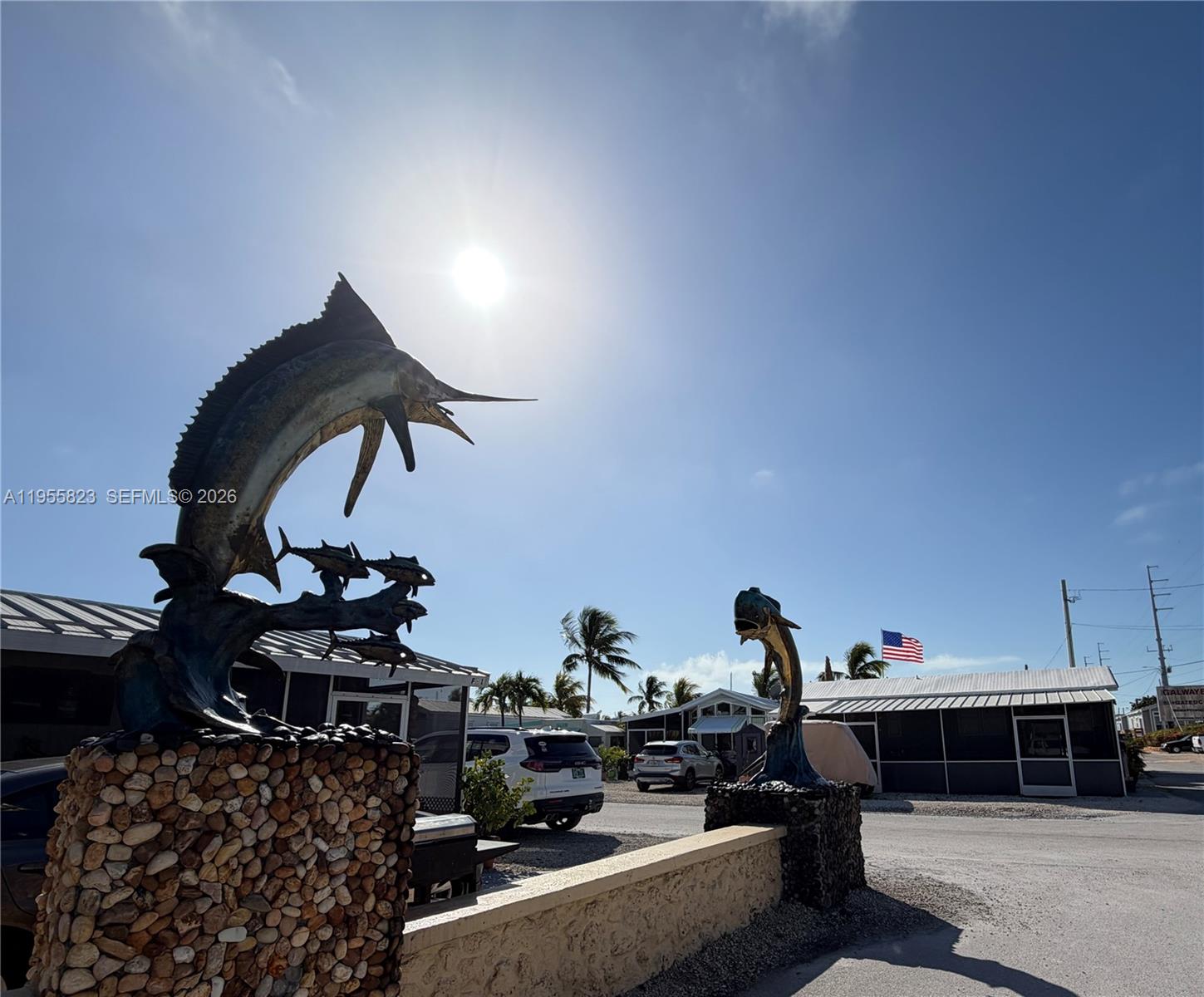 1361 Overseas Highway Marathon, FL 33050 - Photo 2 of 12 a living room with furniture