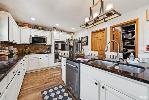 $595,900 | 6658 North Memering Road, Bicknell, IN 47512