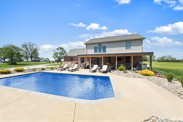 $595,900 | 6658 North Memering Road, Bicknell, IN 47512