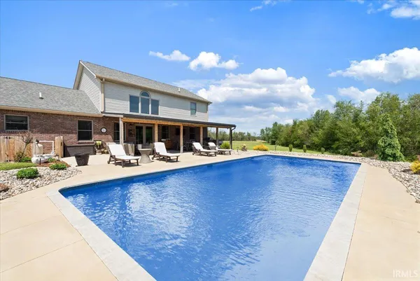$595,900 | 6658 North Memering Road, Bicknell, IN 47512