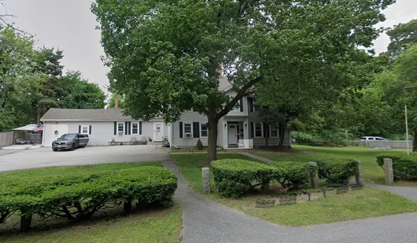 $1,899 | 47-49 Dunstable Road, Unit 2, North Chelmsford, MA 01863