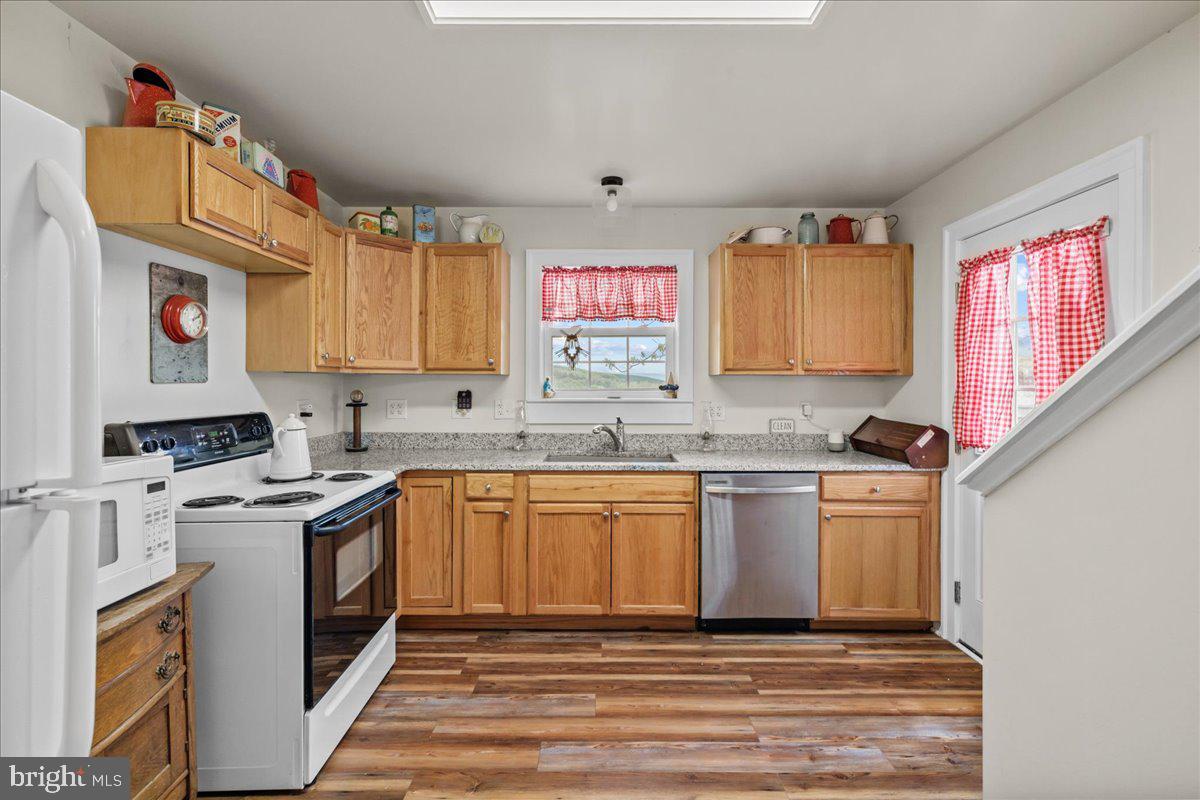10932 Senedo Road Mount Jackson, VA 22842 - Photo 5 of 29 Gallery Image 5