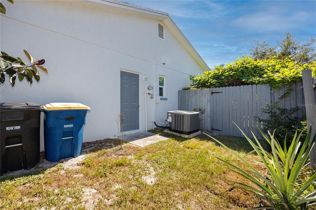 1869 Seton Drive Clearwater, FL 33763 - Photo 35 of 40
