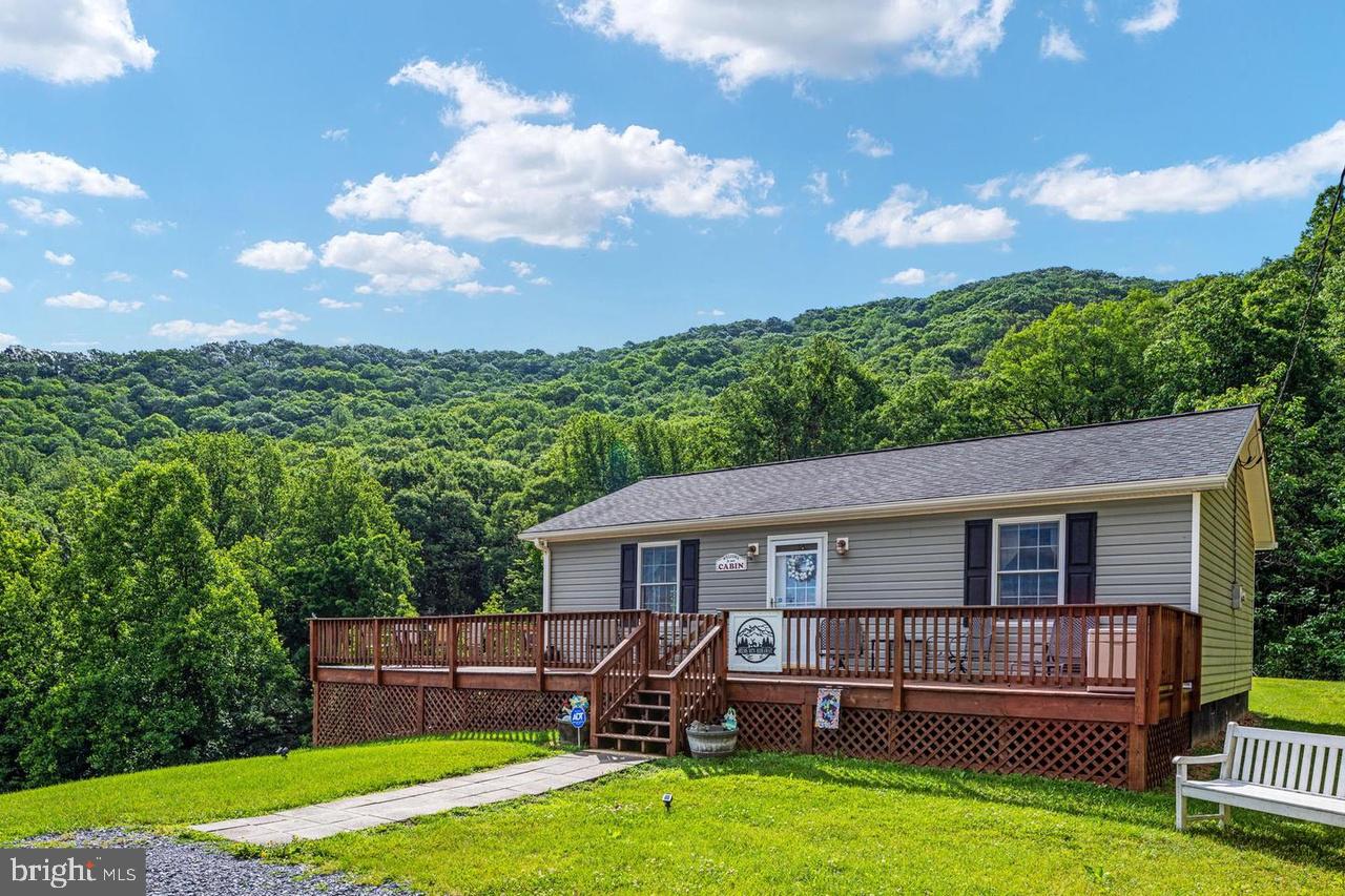 897 Helms Road Stanley, VA 22851 - Photo 14 of 60
