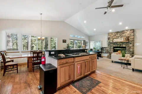 $969,000 | 1501 Crystal Air Drive, South Lake Tahoe, CA 96150