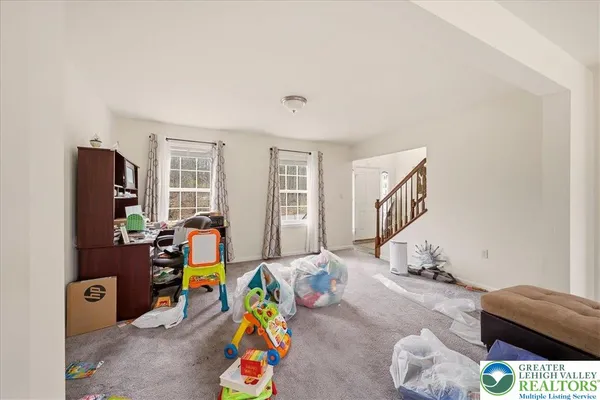 $399,900 | 225 Swan Court, East Stroudsburg, PA 18302