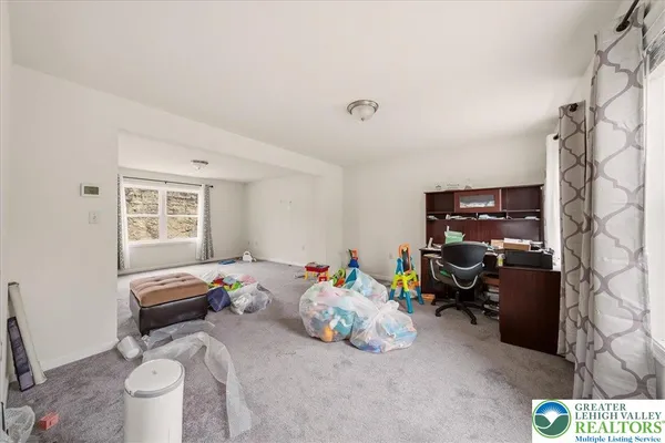 $399,900 | 225 Swan Court, East Stroudsburg, PA 18302