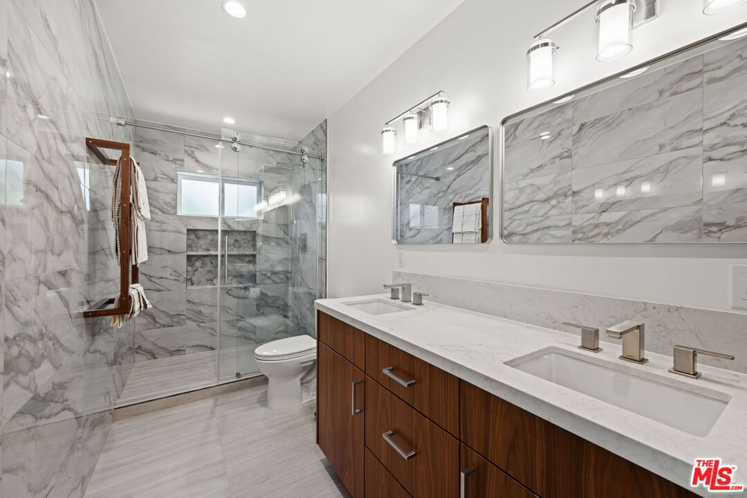 18320 Ingomar Street Reseda, CA 91335 - Photo 12 of 24