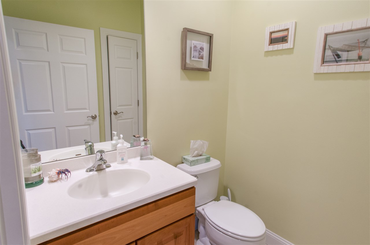 17 Riverfront Drive, Unit 3 Manchester, NH 03102 - Photo 11 of 30