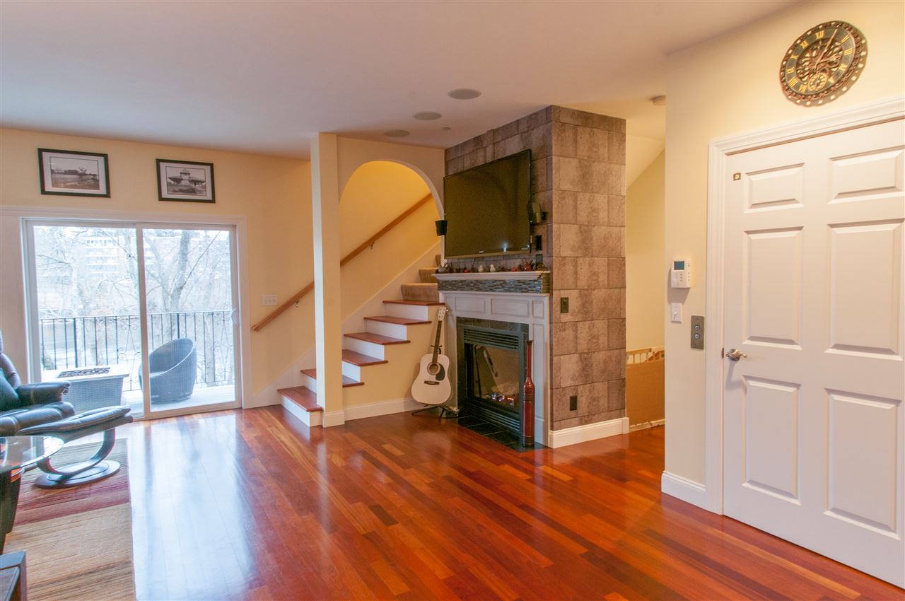 17 Riverfront Drive, Unit 3 Manchester, NH 03102 - Photo 3 of 30