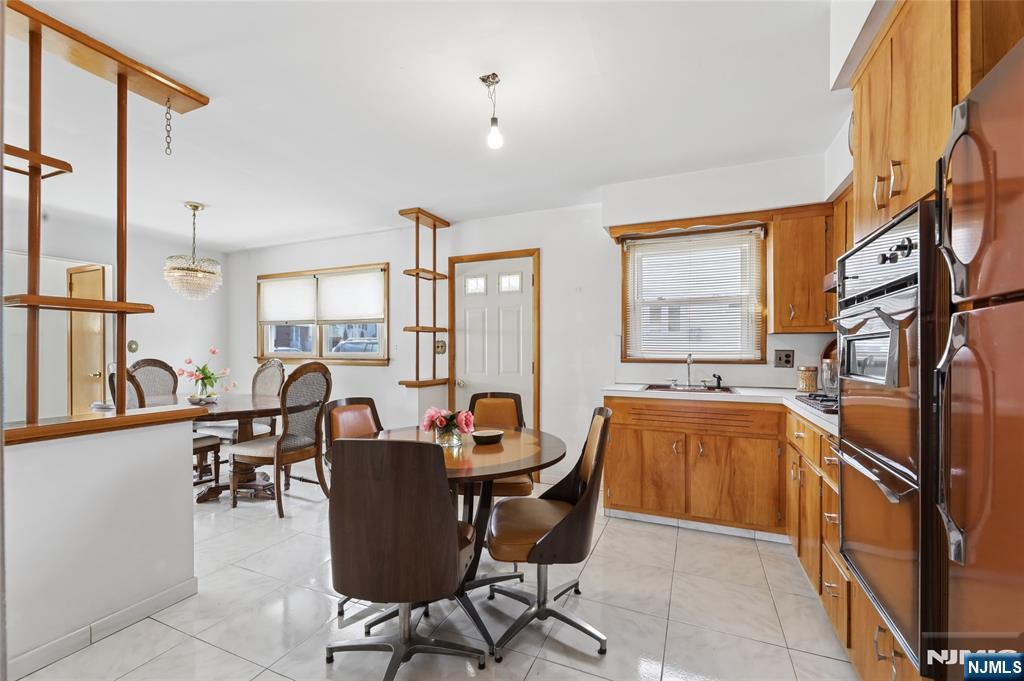 265 Lincoln Place Garfield, NJ 07026 - Photo 11 of 32