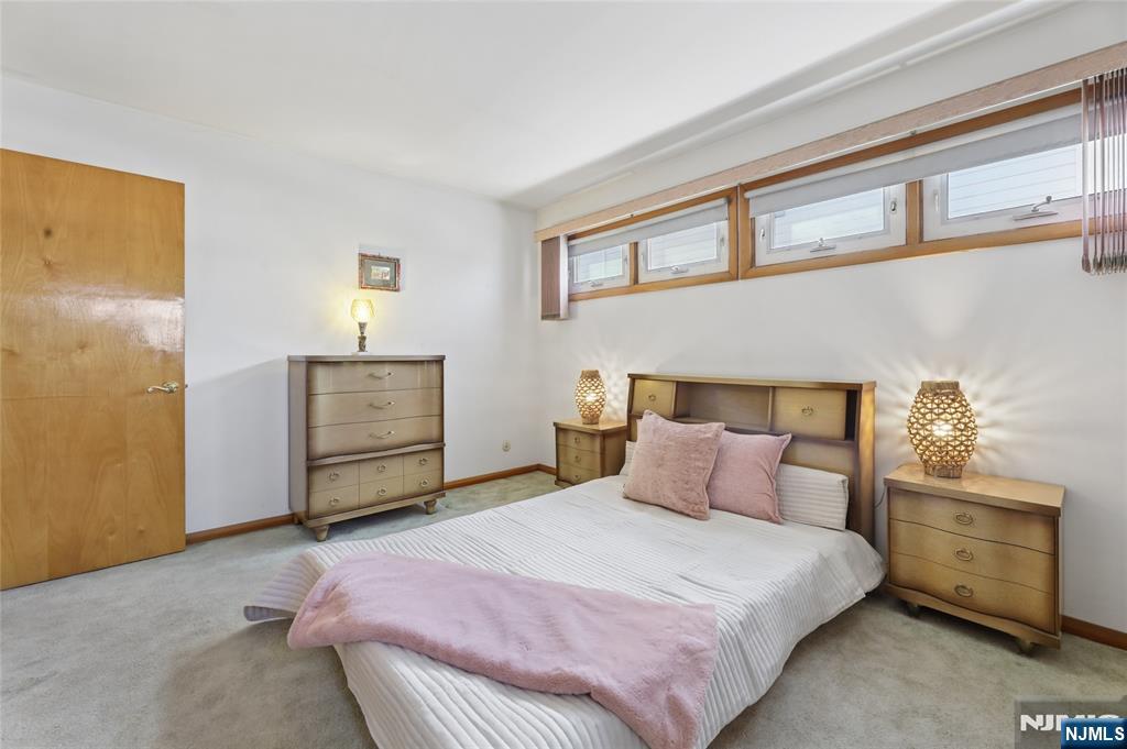 265 Lincoln Place Garfield, NJ 07026 - Photo 16 of 32