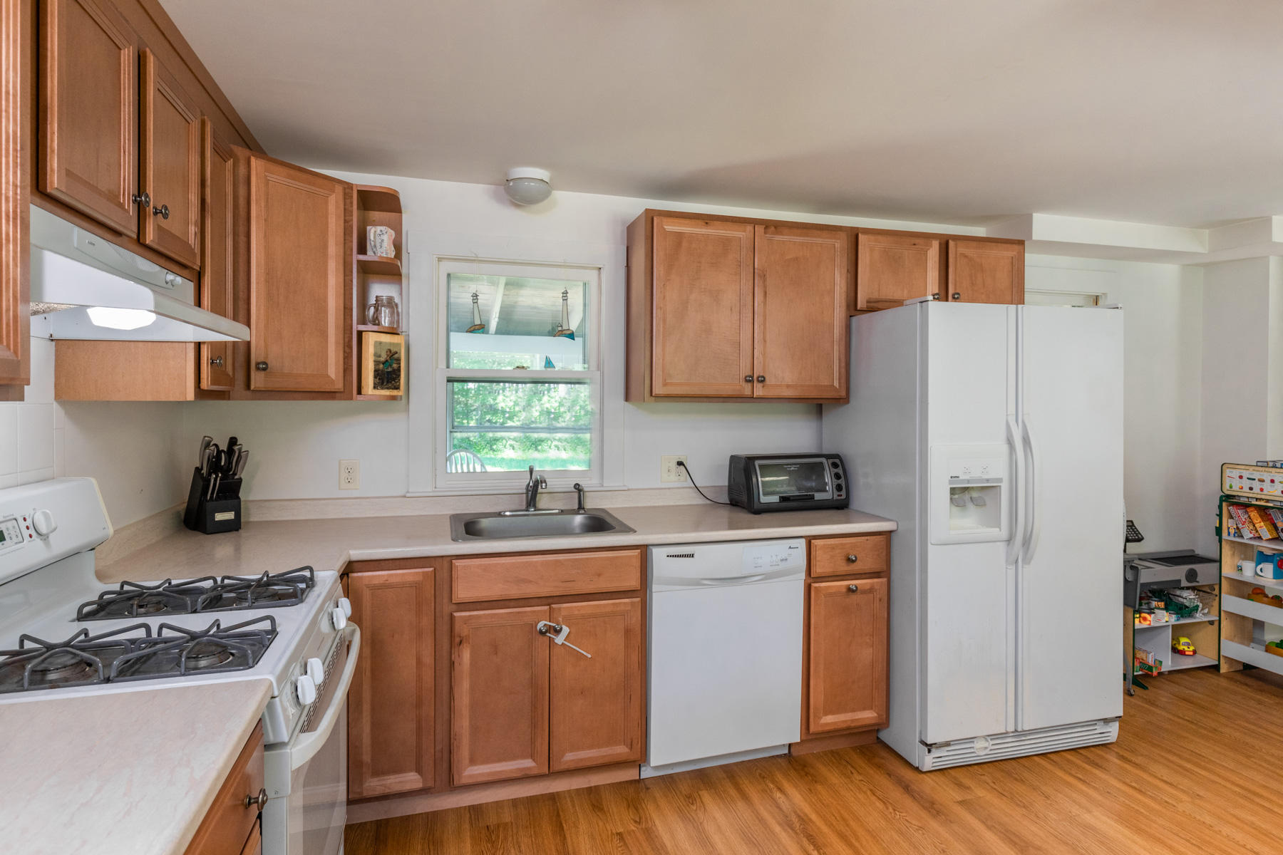 30 Old Cape Road Kennebunkport, ME 04046 - Photo 14 of 30 14