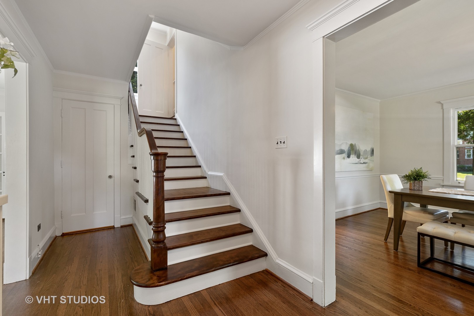 490 Sunset Road Winnetka, IL 60093 - Photo 3 of 24
