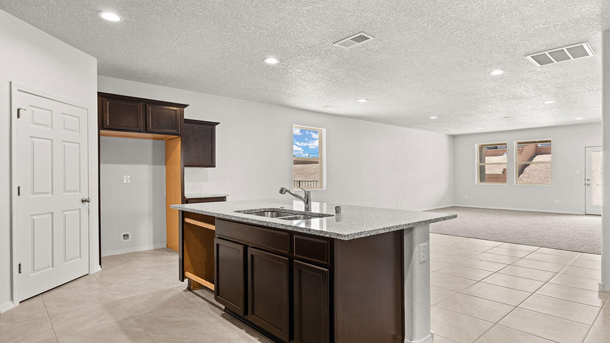 4229 Peakview Loop Northeast Rio Rancho, NM 87144 - Photo 17 of 26 Gallery Image 17